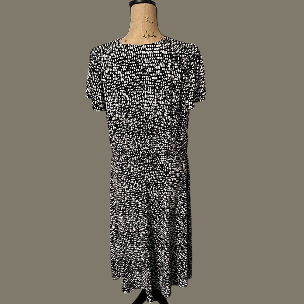 Black and white polka dot CJ Banks faux wrap dress, lined with front tie. NWT. - Picture 4 of 8